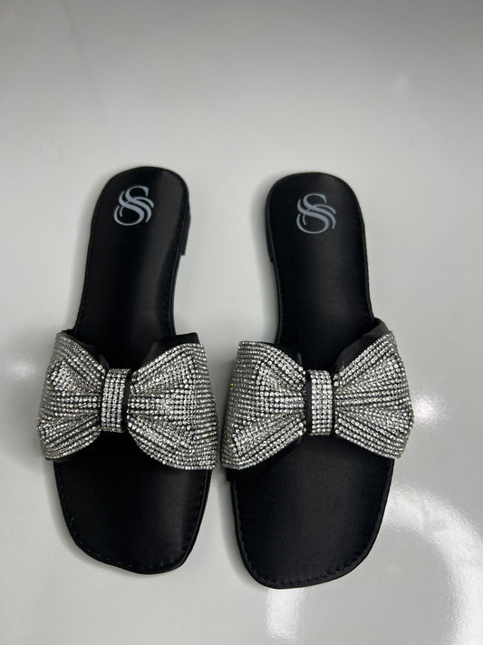 Dazzle Walk Flat