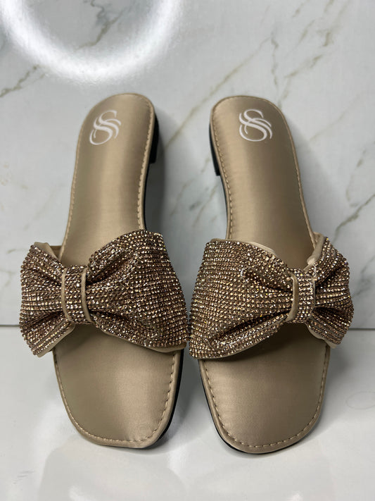 Dazzle Walk Flat Golden